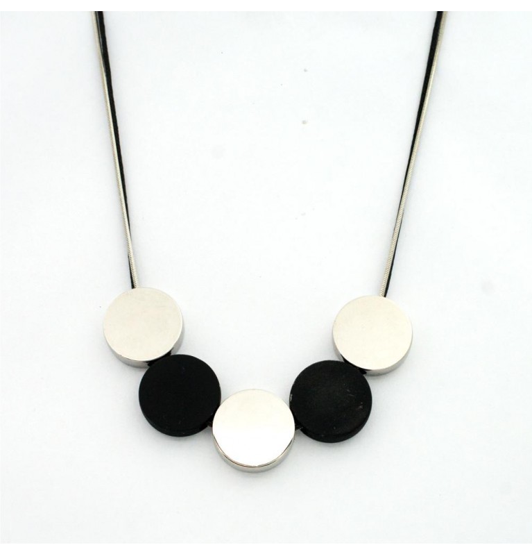 Five Circles Necklace In Silver & Black
