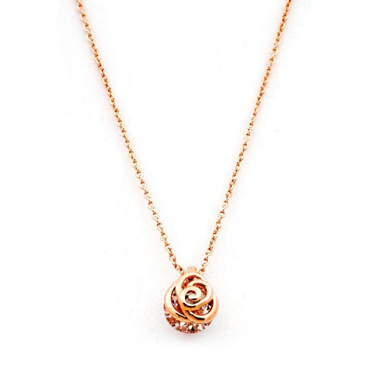 Dainty Rose Necklace in Rose Gold